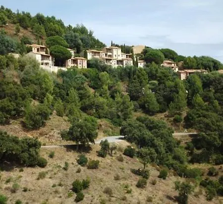 Is100-123 Les Issambres Appt 2 Pièces 4 Couchages Piscine Et Parking *