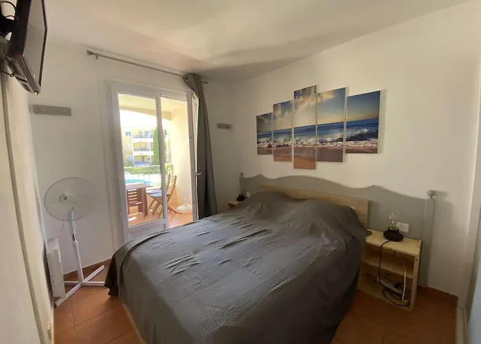 Is100-123 Les Issambres Appt 2 Pièces 4 Couchages Piscine Et Parking *